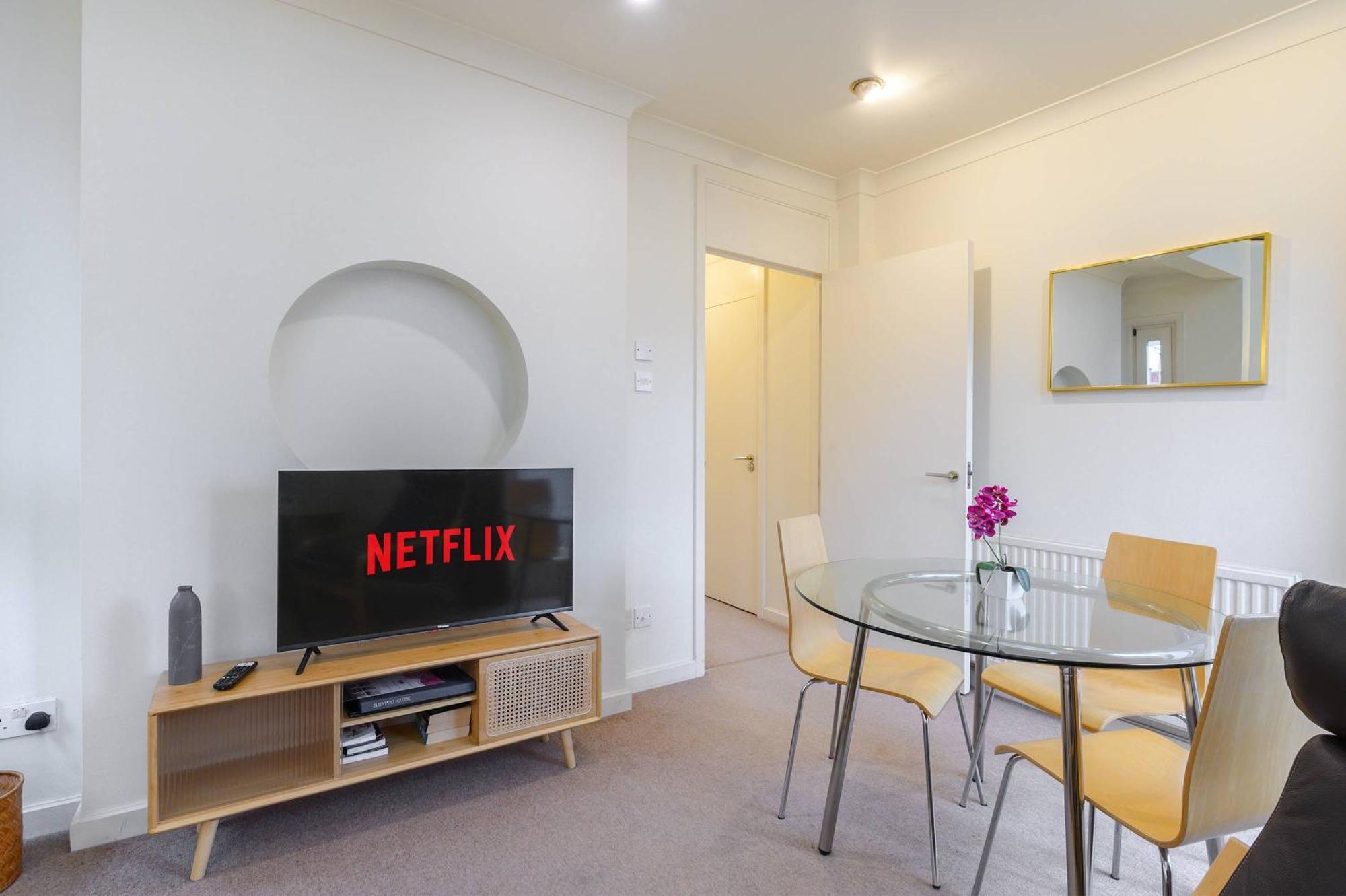 The Aristocrat - Fitzrovia - By Frankie Says Appartement Londen Buitenkant foto
