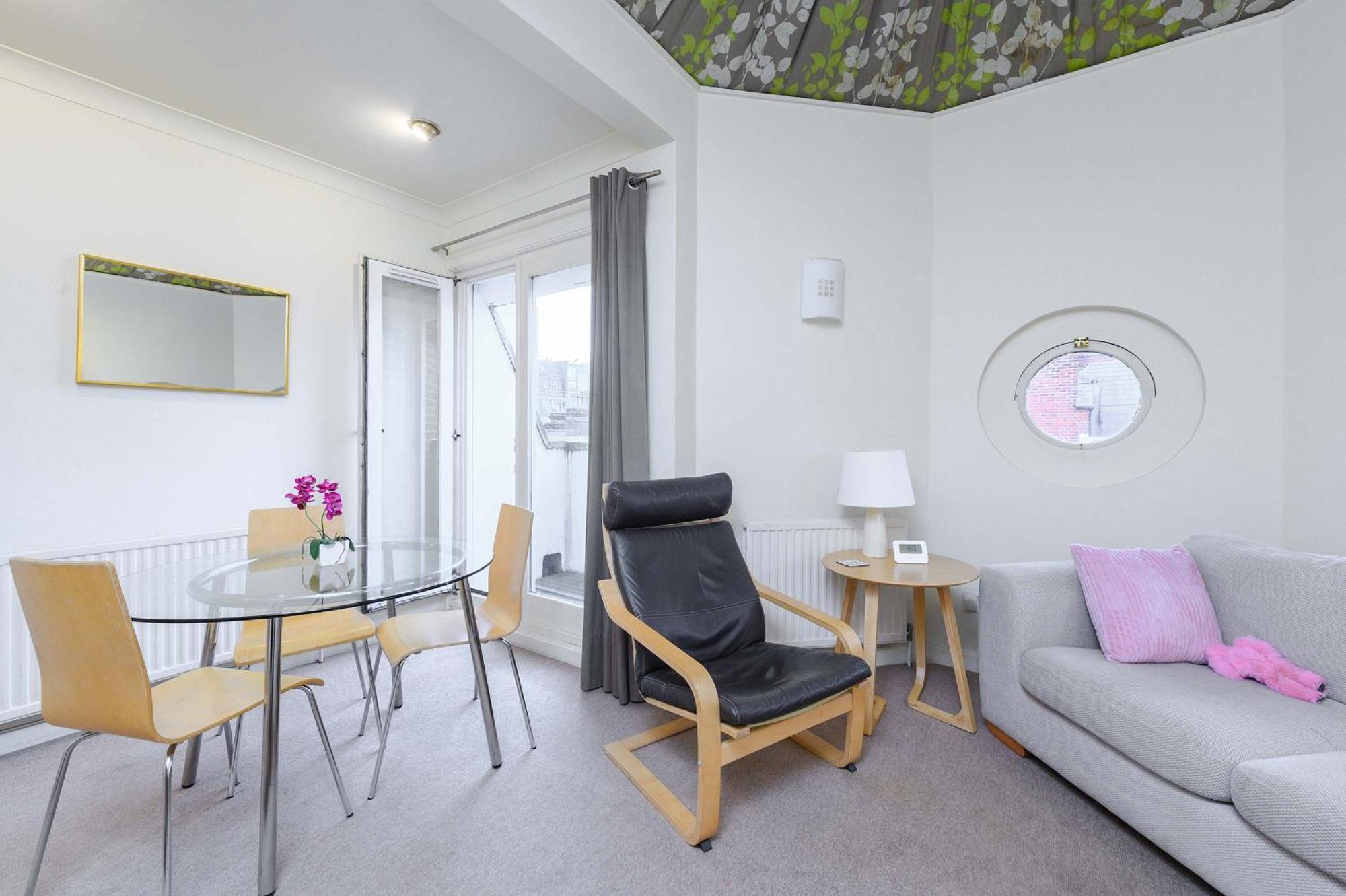 The Aristocrat - Fitzrovia - By Frankie Says Appartement Londen Buitenkant foto